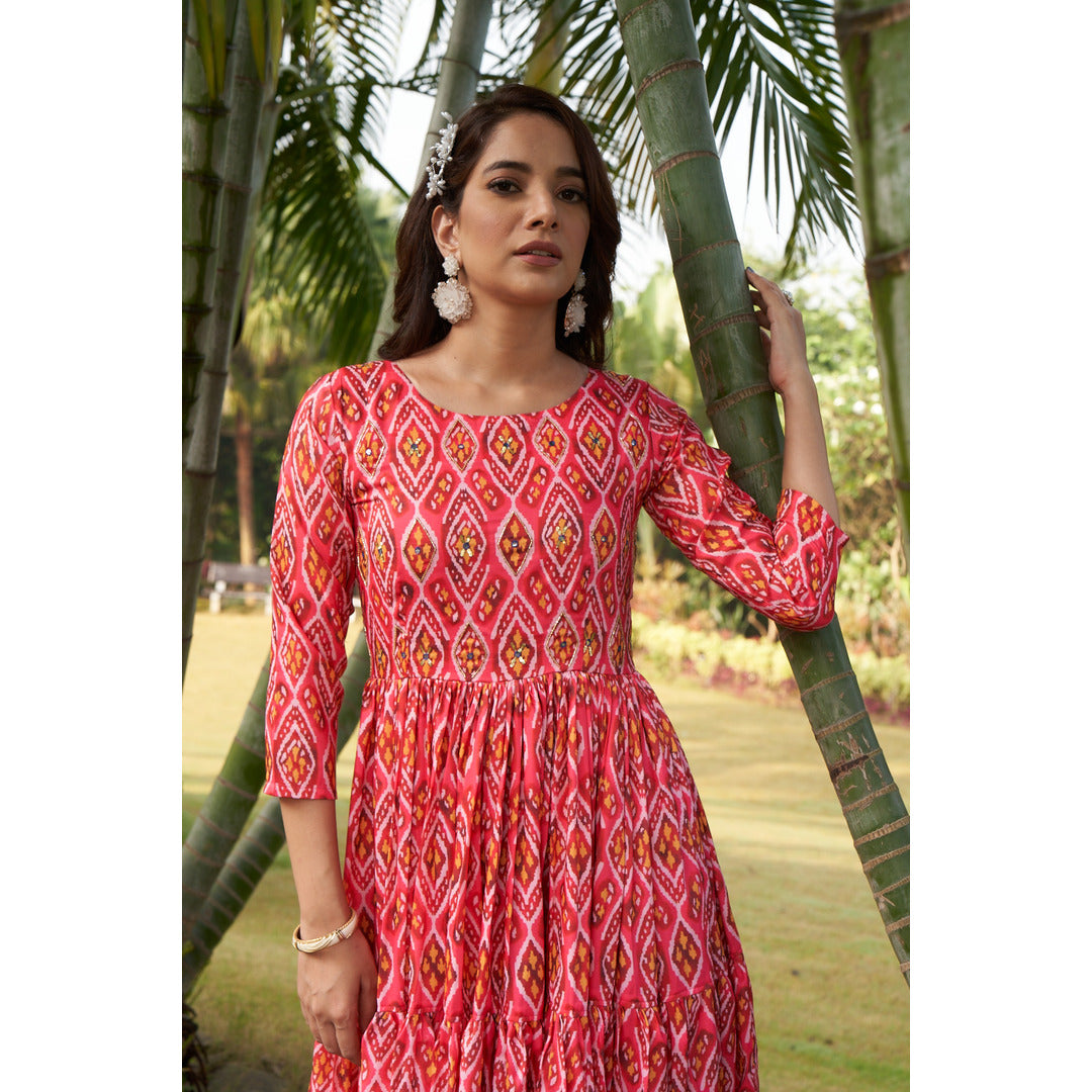 Georgette Embroidered Designer Kurtis, Red at Rs 1025 in Surat | ID:  2852738294255